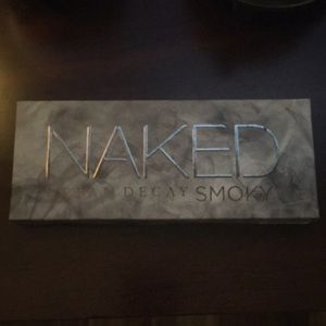 Naked Urban Decay Smoky eyeshadow palette